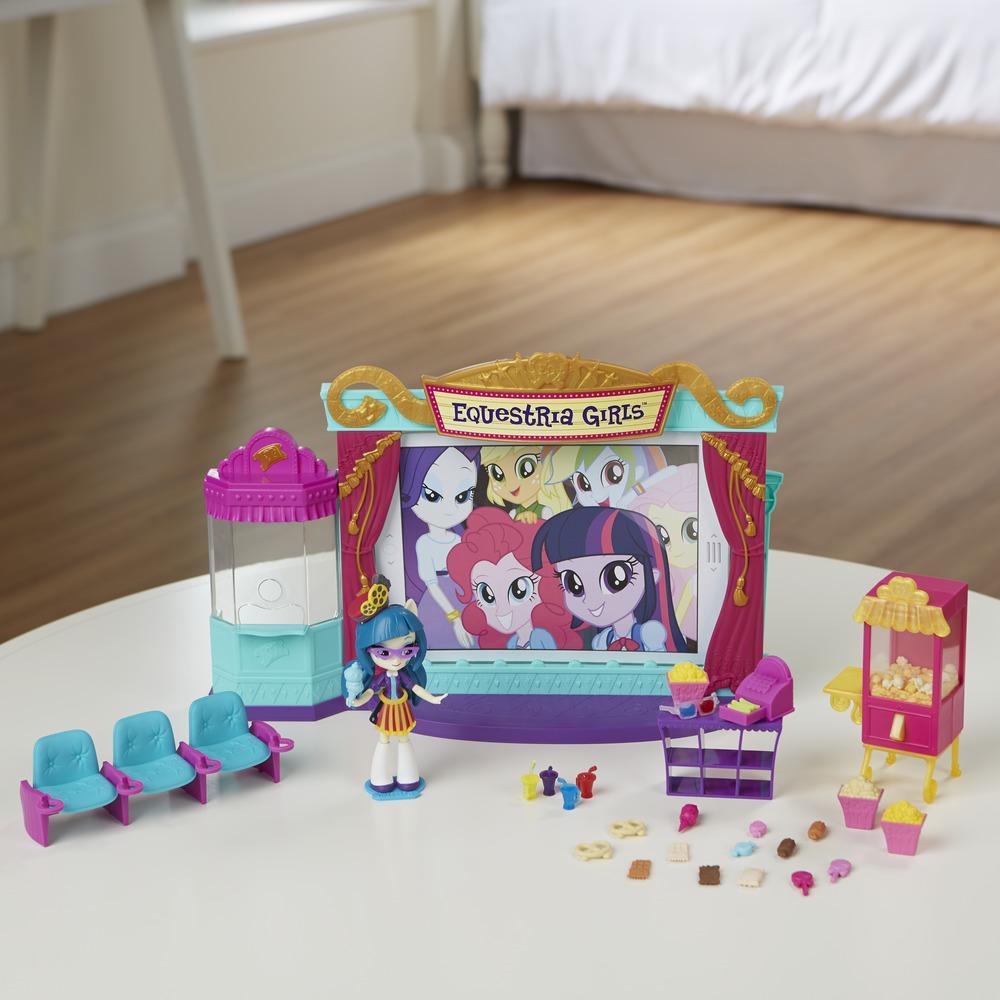 Игровой набор мини-кукол Кинотеатр из серии My Little Pony Equestria Girls  
